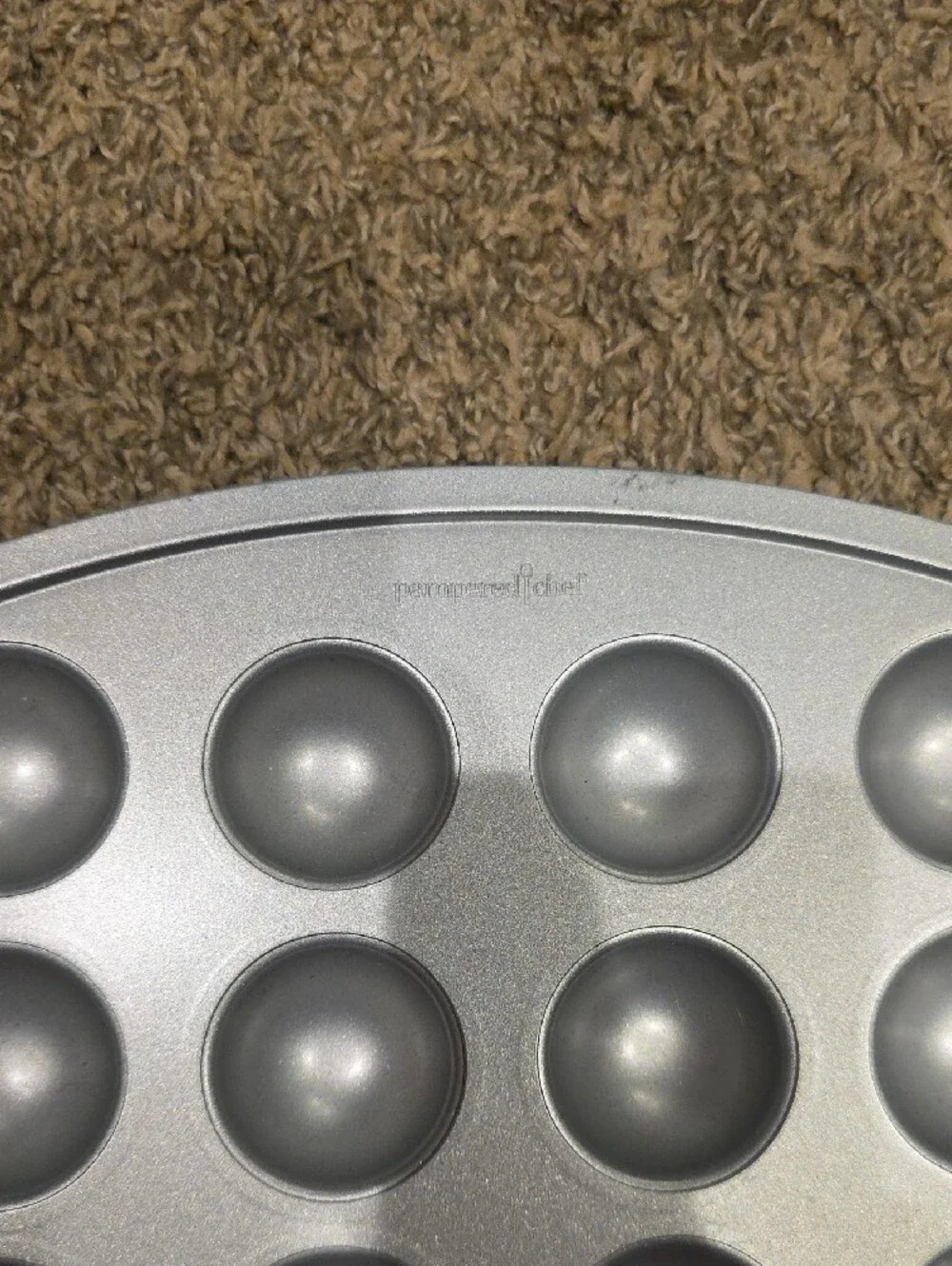 The Pampered Chef Silver Donut Hole or Cake Pop Pan